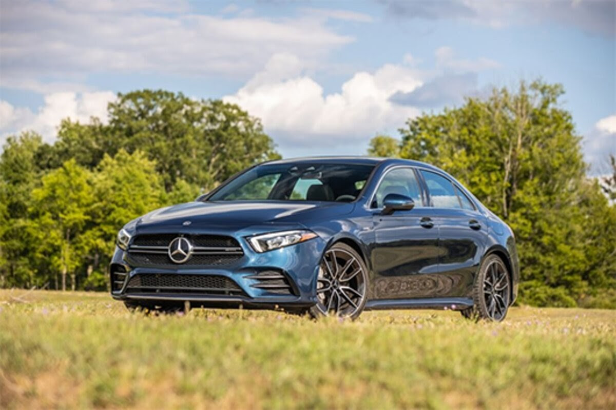 Nội thất Mercedes A-Class