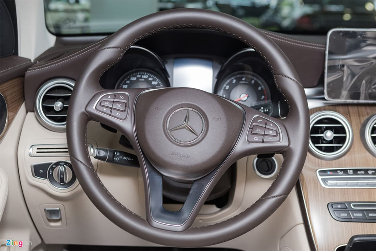 Nội thất Mercedes GLC 250 4MATIC