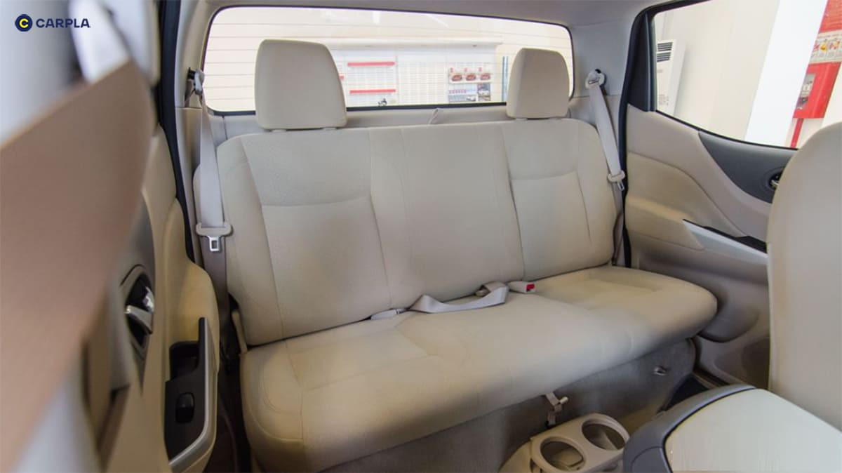 Nội thất Nissan Navara 2019