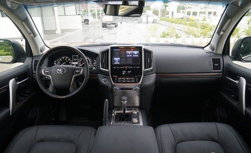 Nội thất Toyota Land Cruiser 2019