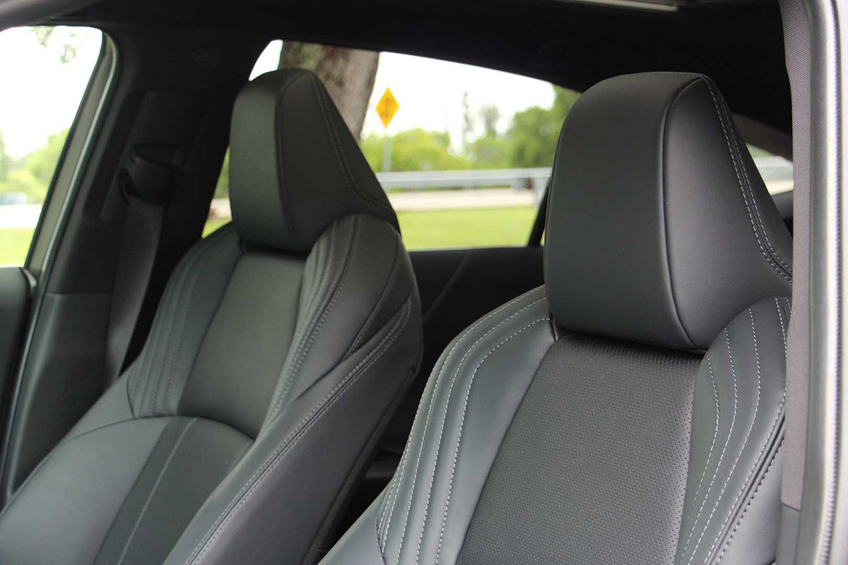 Nội thất Toyota Venza 2021