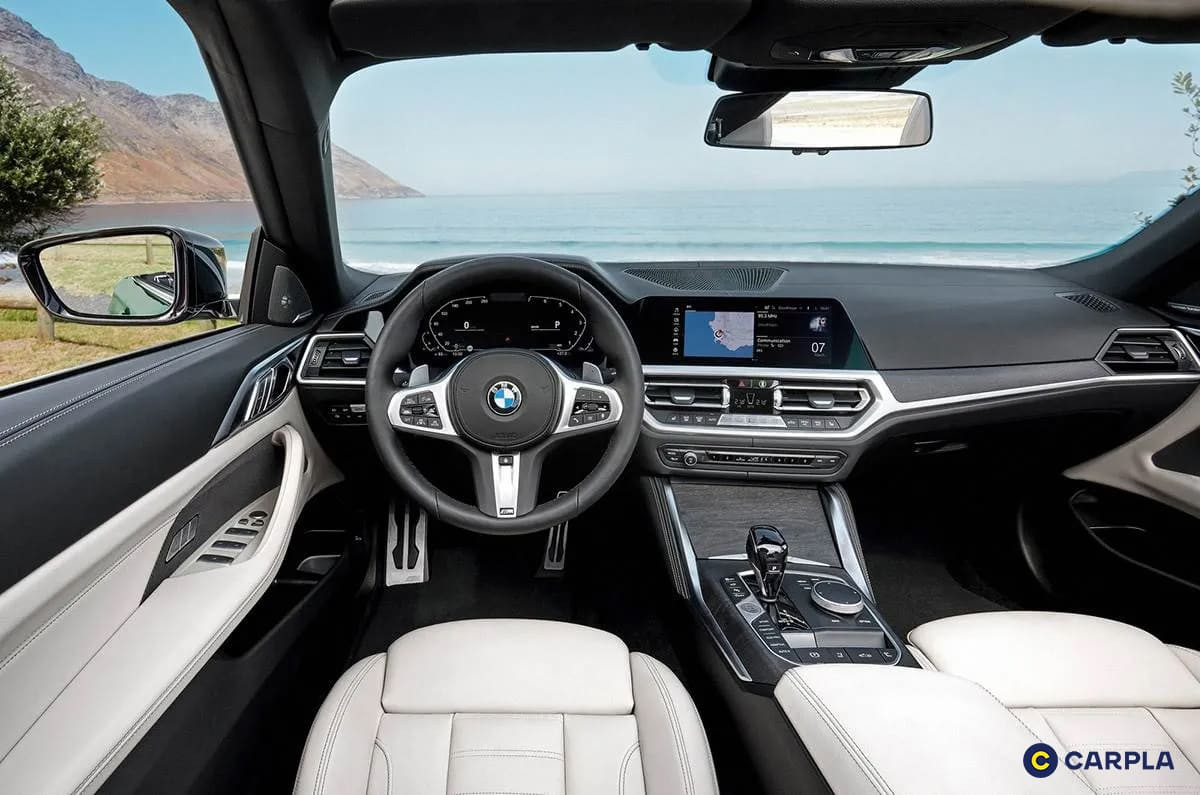 Nội thất xe BMW 420i: Táp-lô và vô-lăng