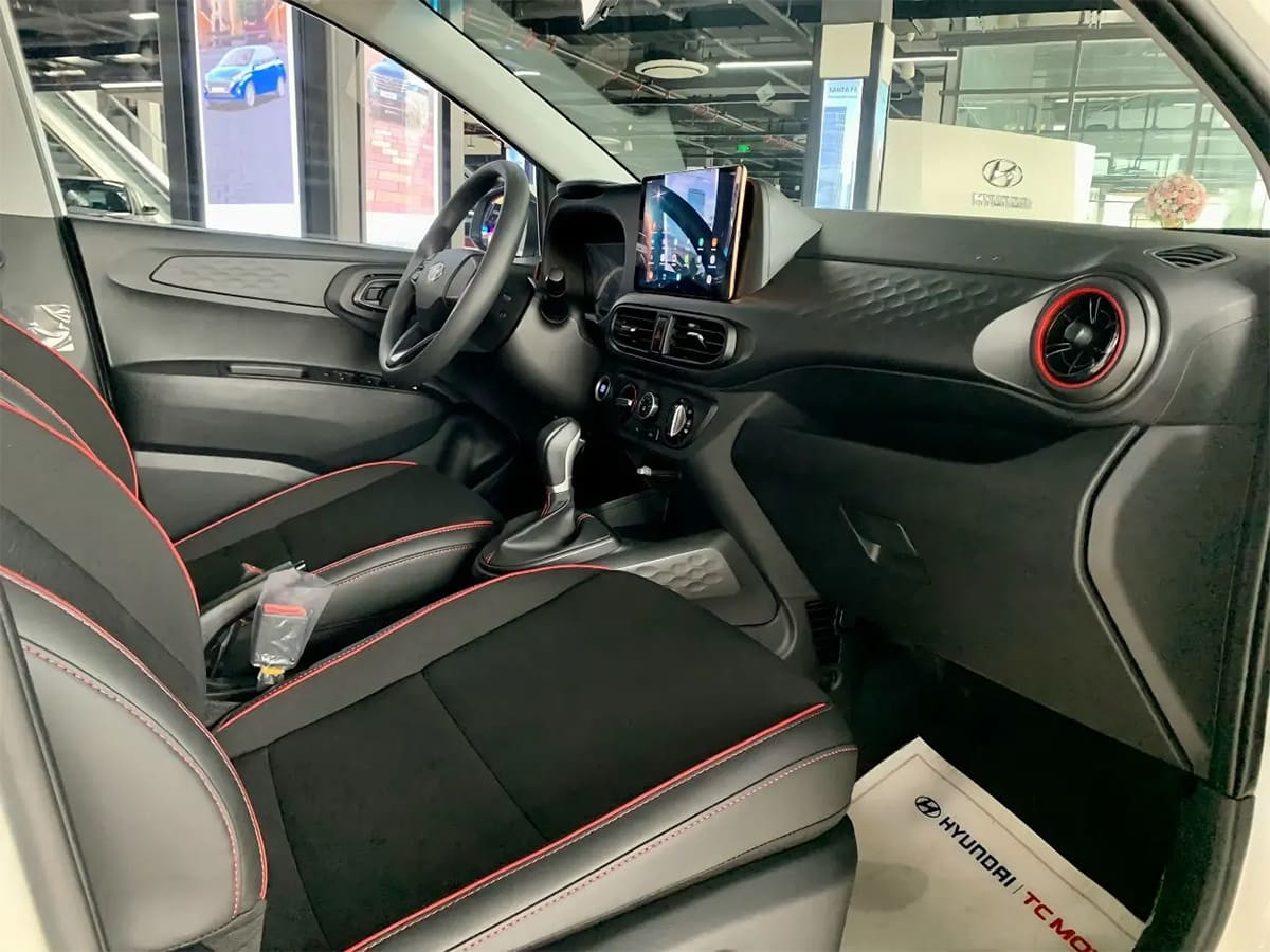 Nội thất xe Hyundai Grand i10 2020