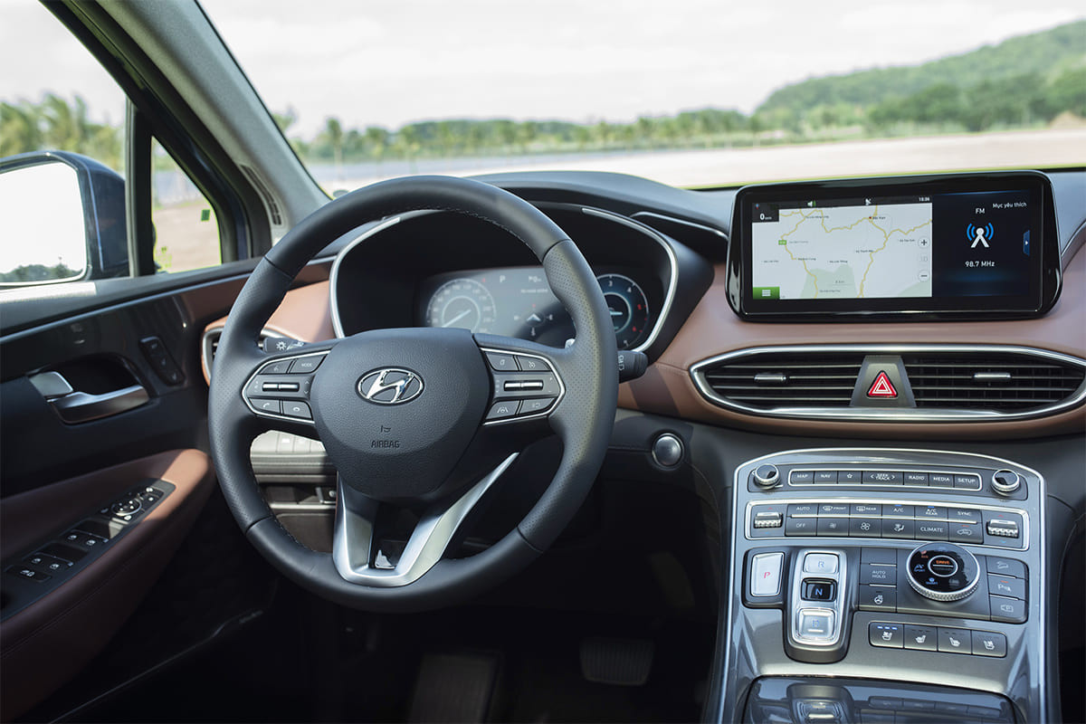 Nội thất xe Hyundai Santa Fe 2021