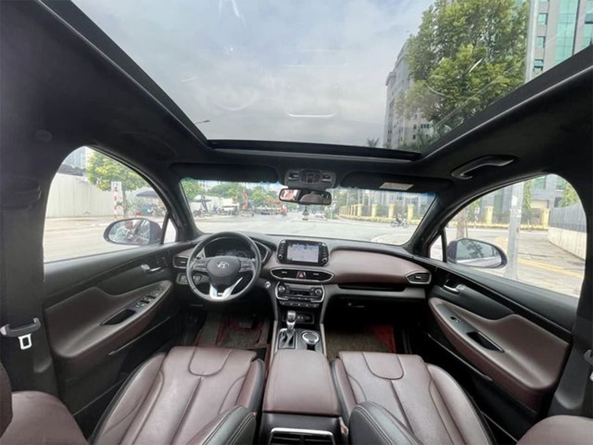 Nội thất xe Hyundai Santafe 2023