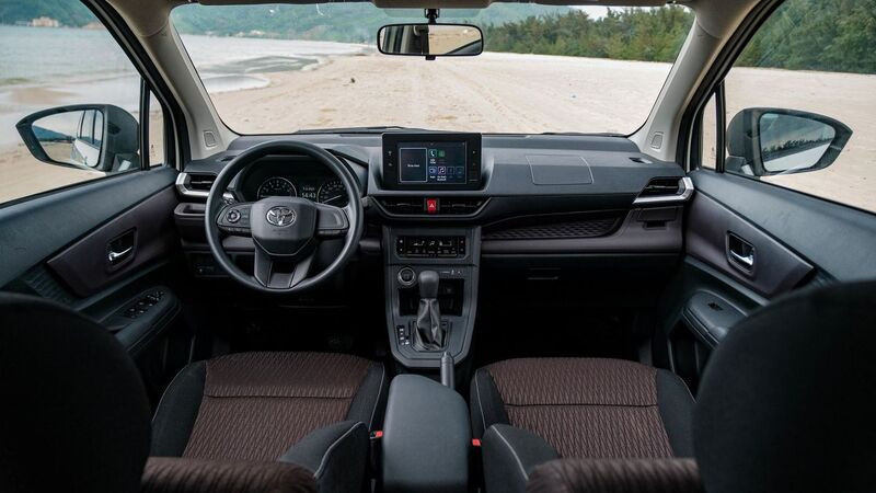 Nội thất xe Toyota Avanza