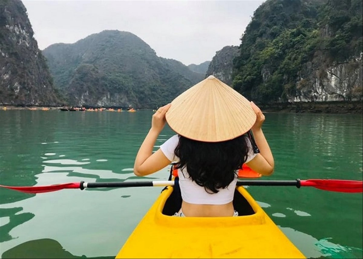 Phụ kiện cần thiết cho chuyến du lịch Ninh Bình