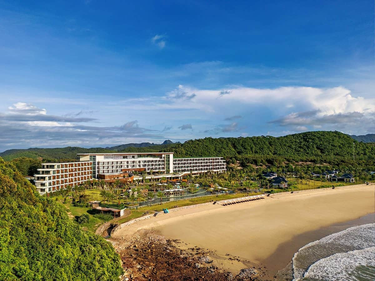 Quan Lạn Paradise Hotel