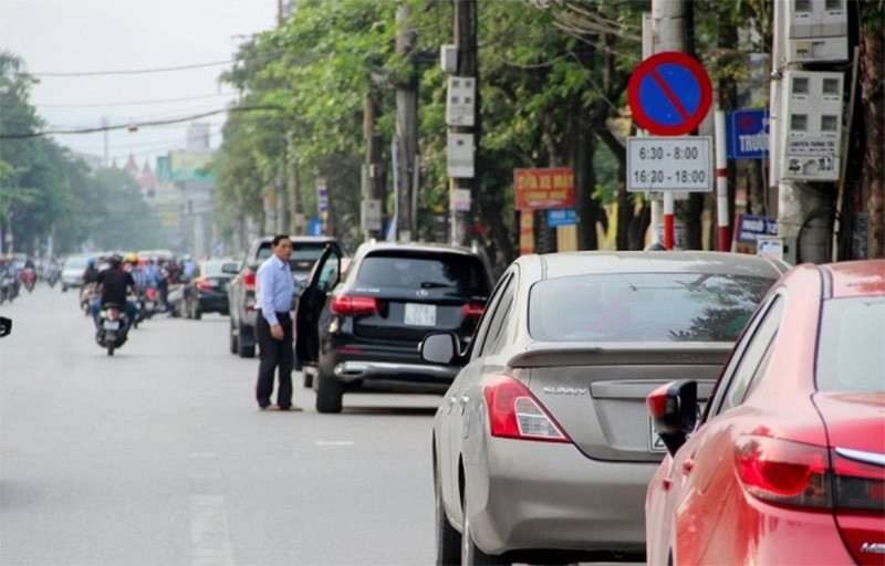 Quy định dừng đỗ xe trên đường bộ