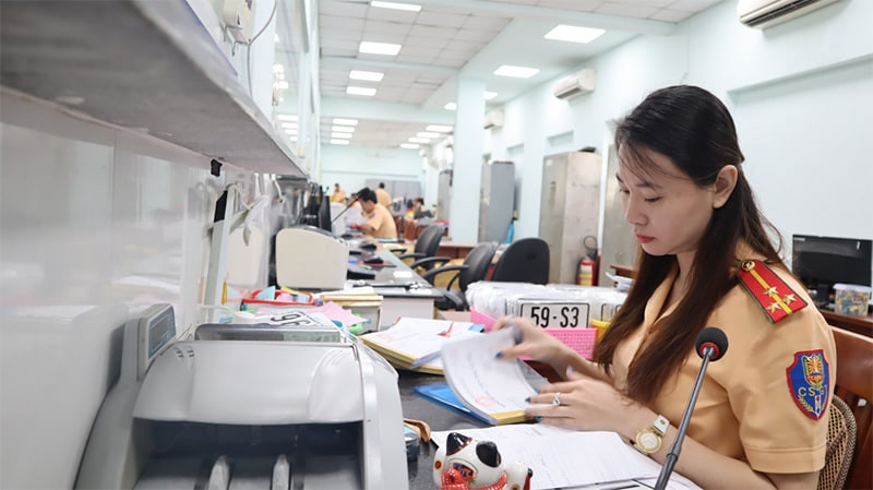 Quy trình thực hiện thủ tục rút hồ sơ gốc xe ô tô