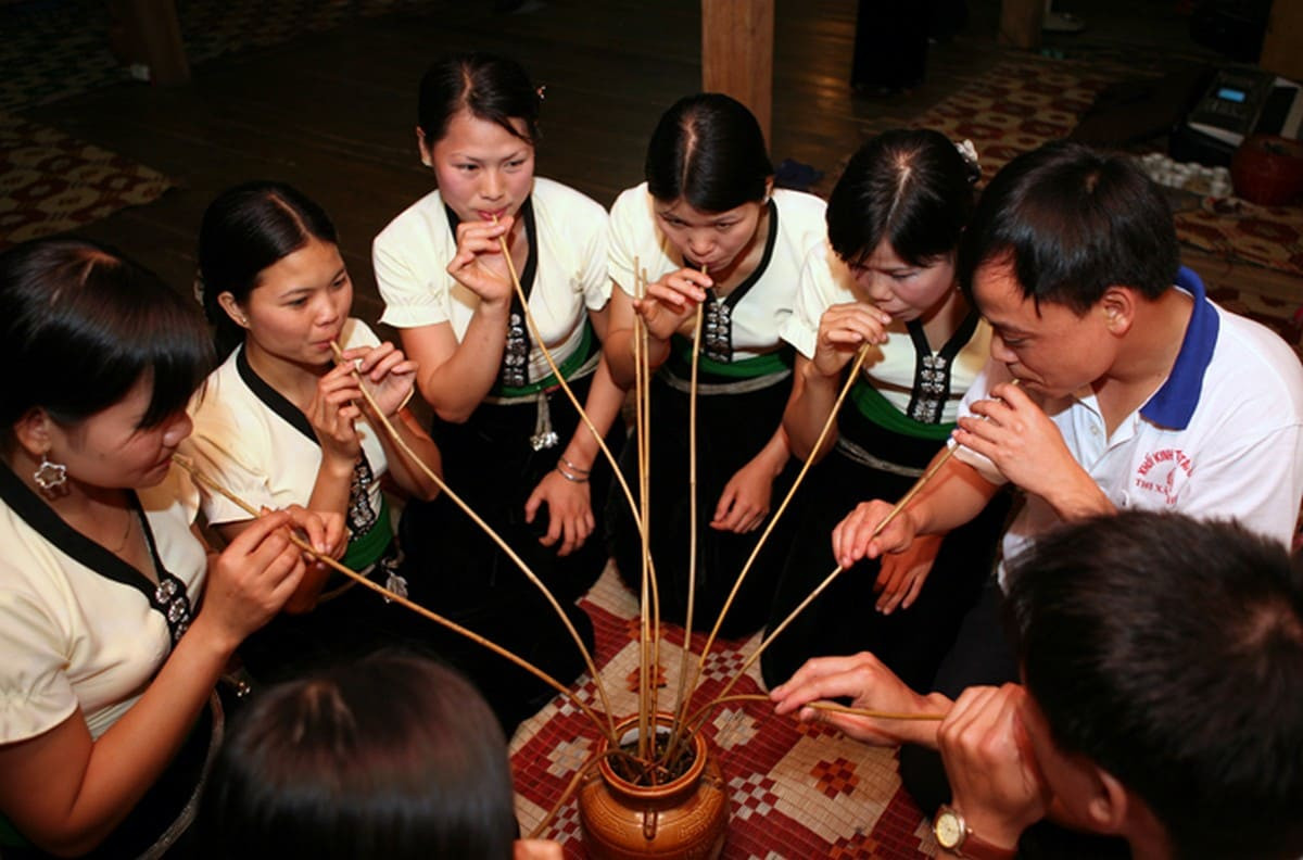Rượu cần dân tộc Thái