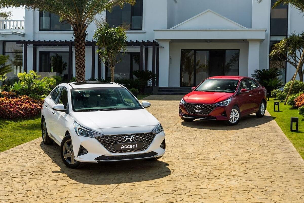 So sánh giá Honda City 2021 và Hyundai Accent 2021