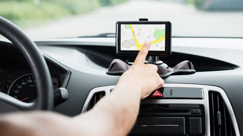 Sử dụng hệ thống định vị GPS để dẫn đường