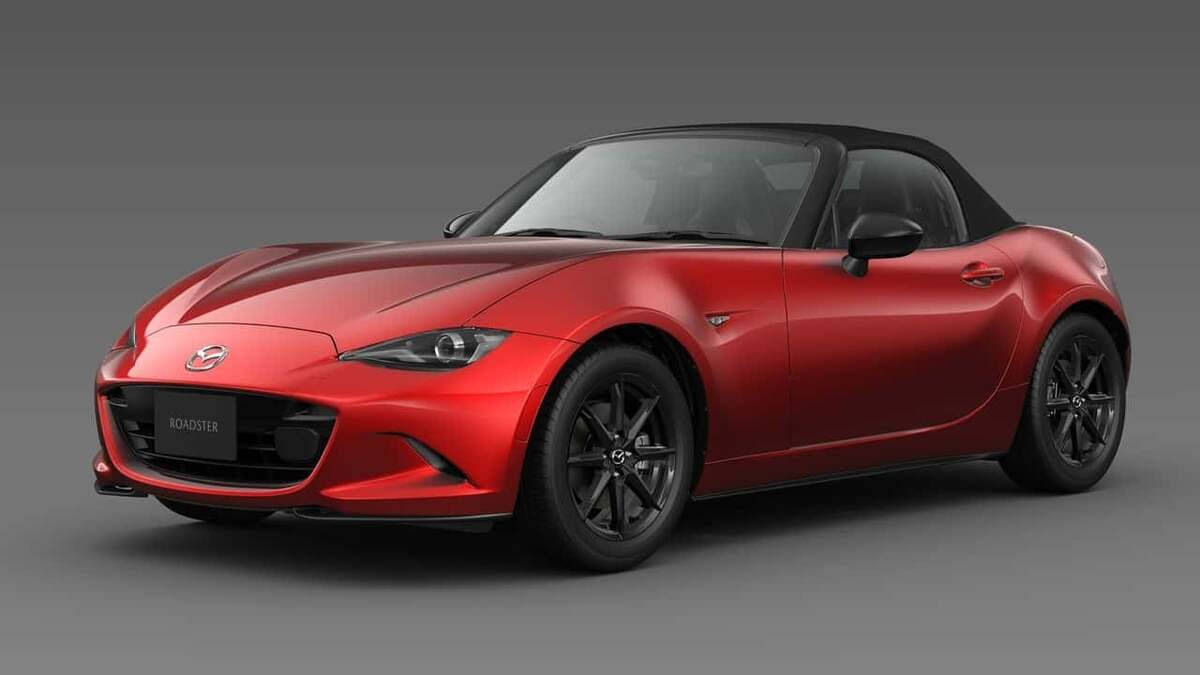 Subaru BRZ và Mazda MX-5 Miata