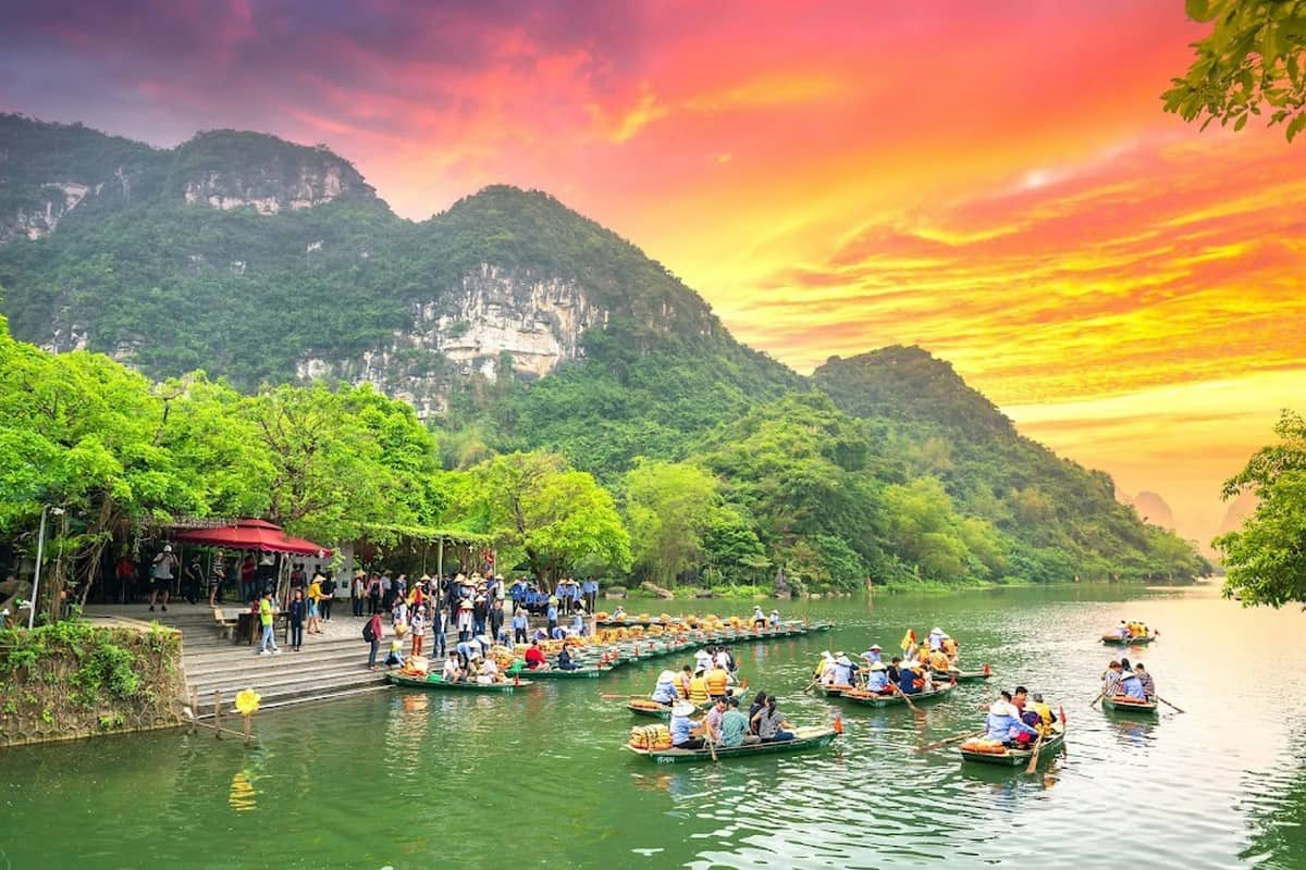 Tam Cốc - Bích Động
