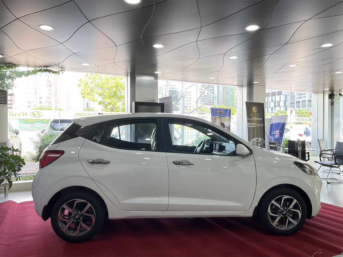 Thân xe Hyundai i10 2023