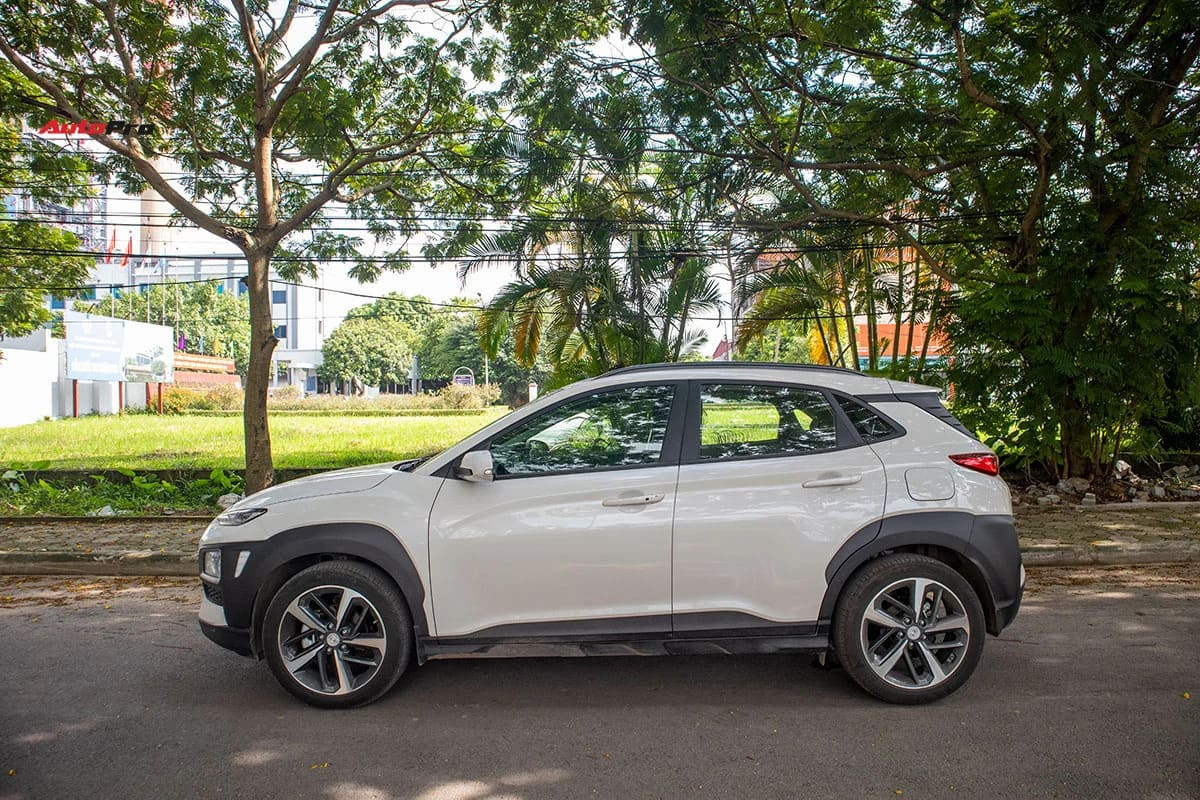 Thân xe Hyundai Kona 2021