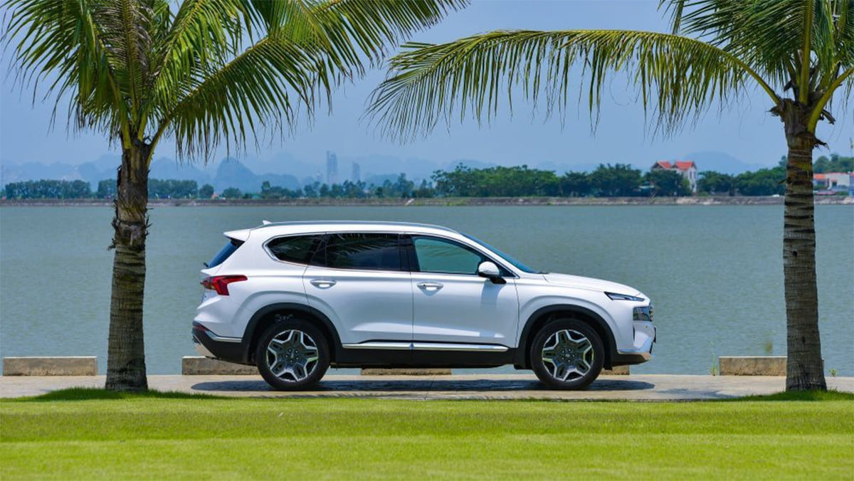 Thân xe Hyundai Santa Fe 2022