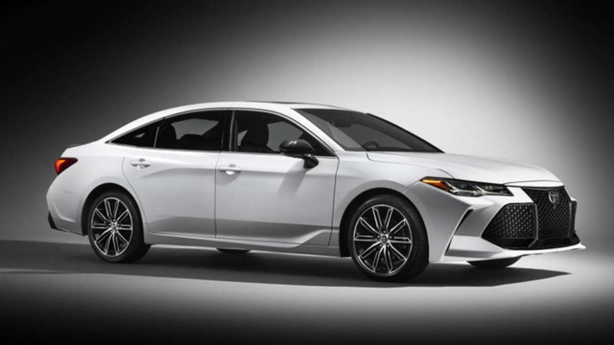 Thân xe Toyota Avalon 2019