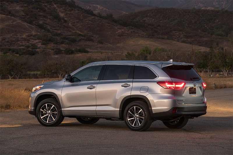 Thân xe Toyota Highlander 2018