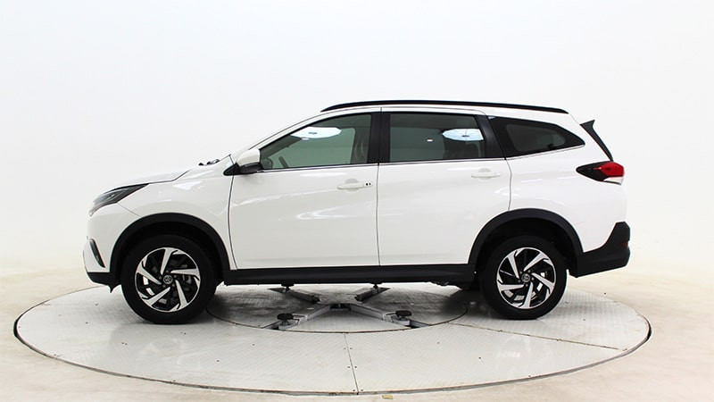 Thân xe Toyota Rush 2021