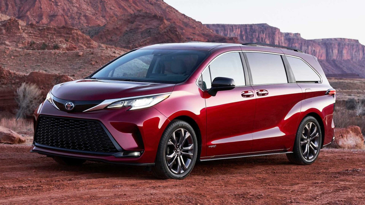 Thân xe Toyota Sienna 2021