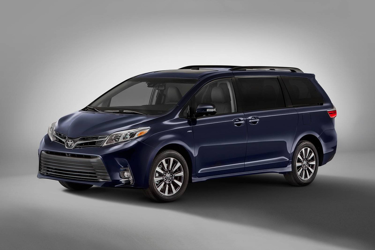 Thân xe Toyota Sienna 2023