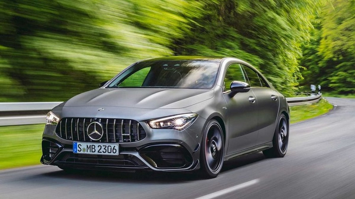 Thiết kế bắt mắt của Mercedes AMG A45