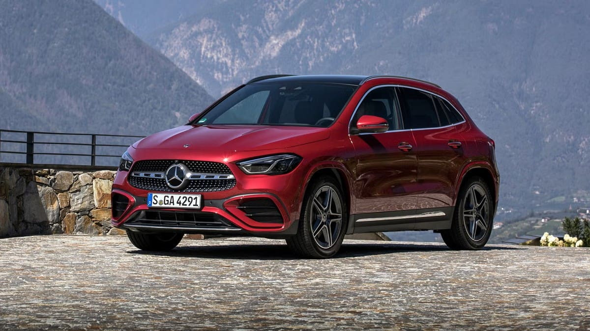 Thiết kế thân xe Mercedes GLA