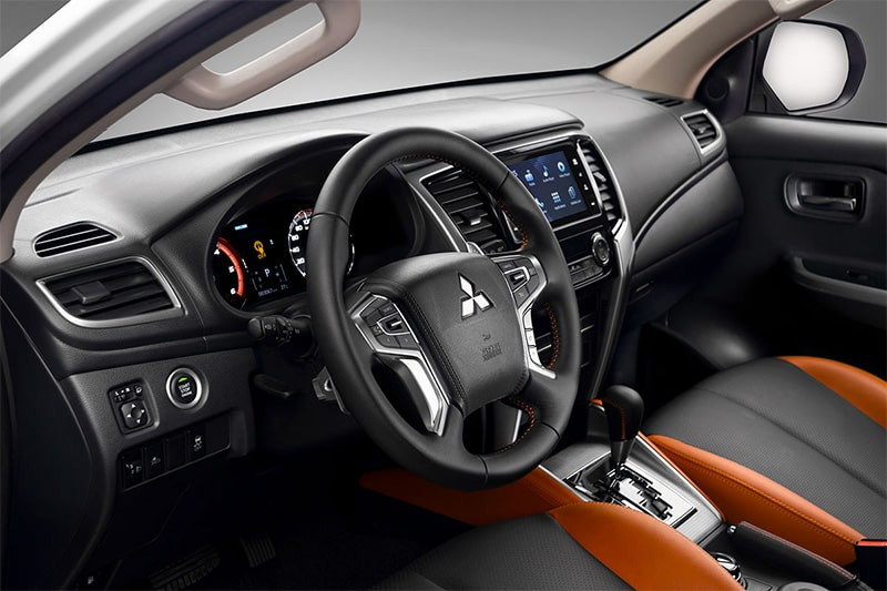 Tiện ích xe Mitsubishi Triton