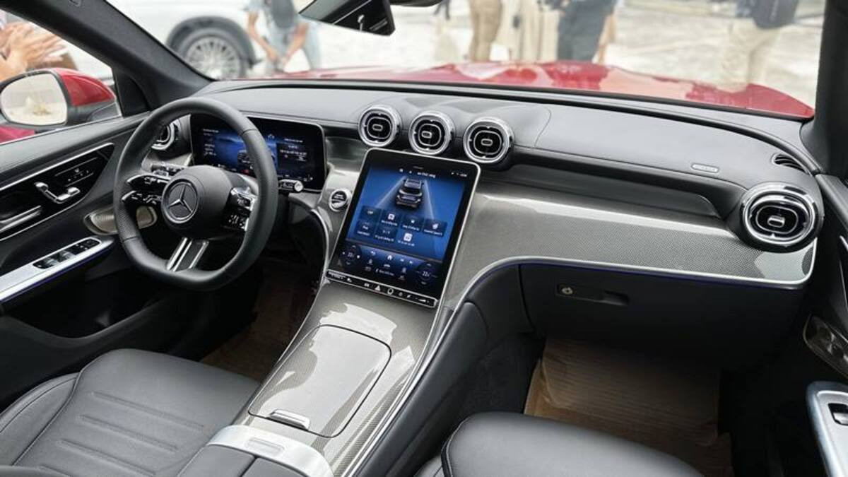 Tiện nghi GLC 300