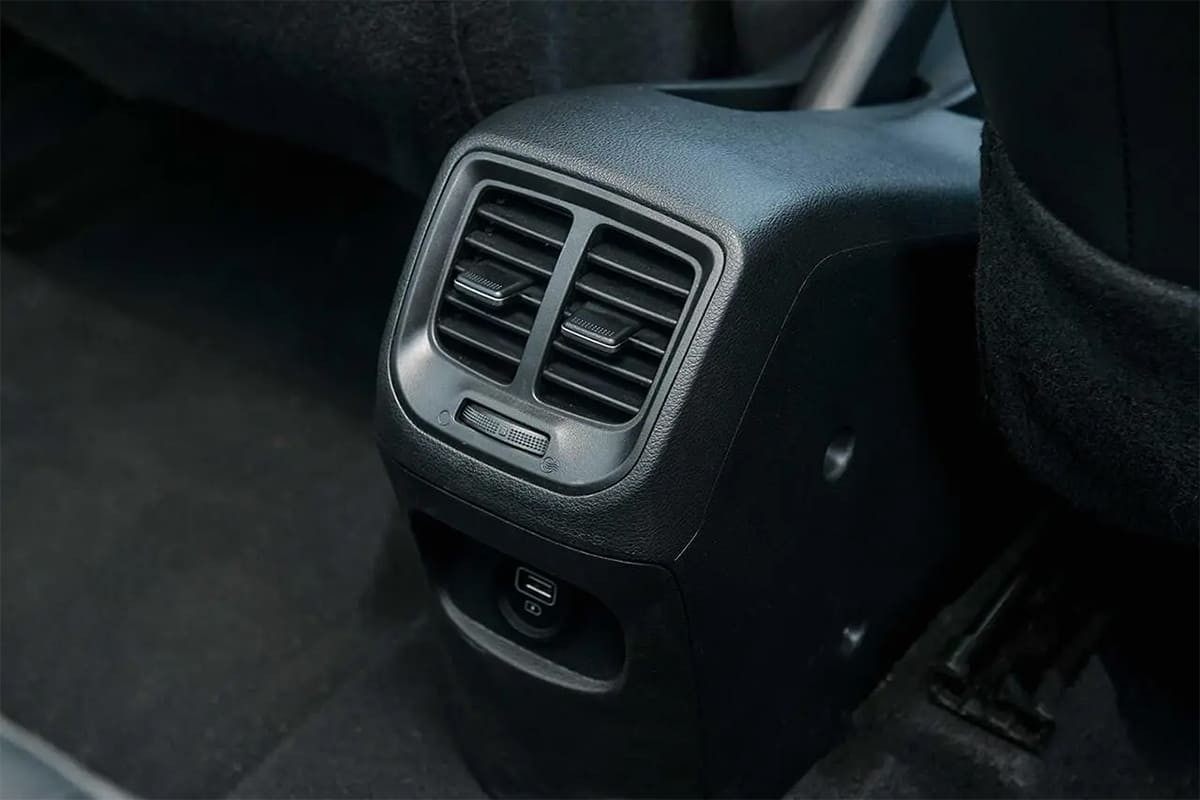 Tiện nghi Hyundai Grand i10 2022