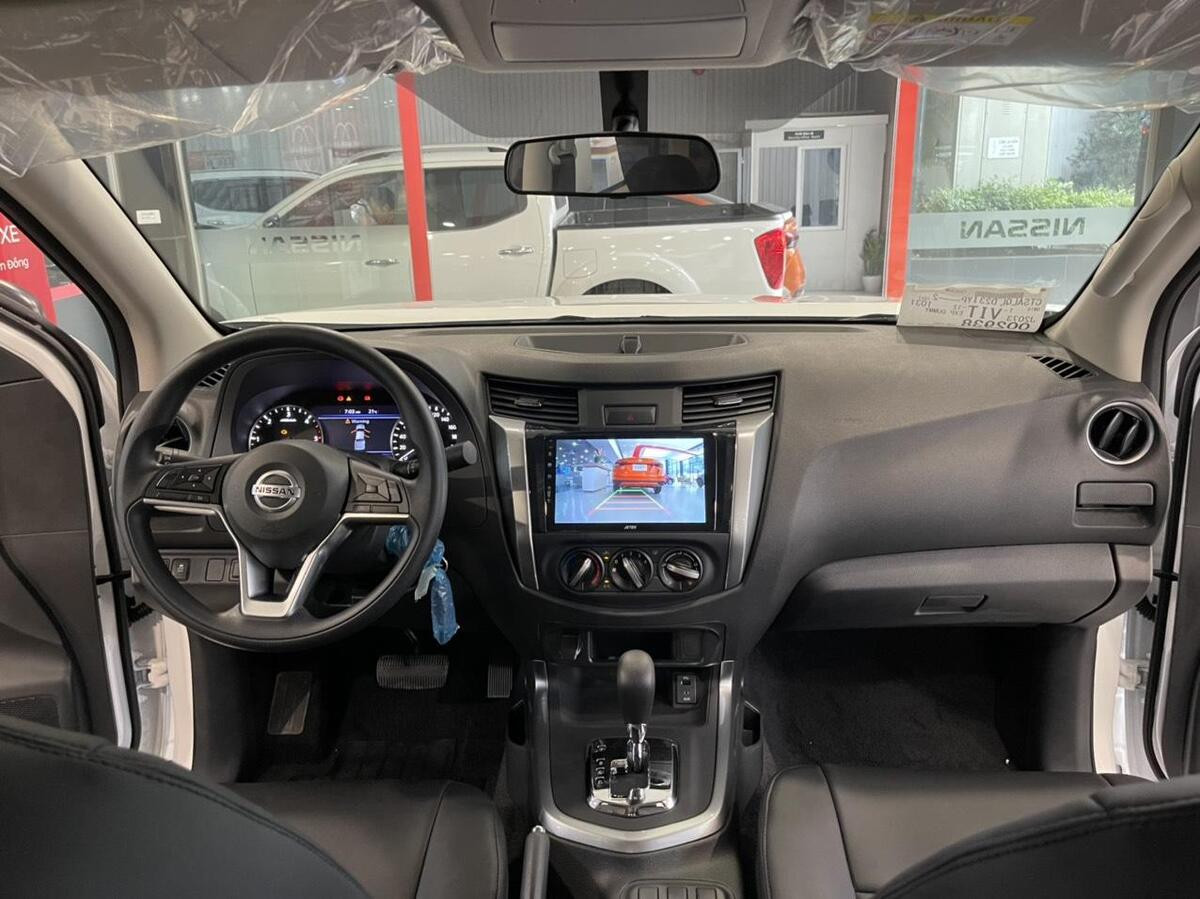 Tiện nghi Nissan Navara 2023