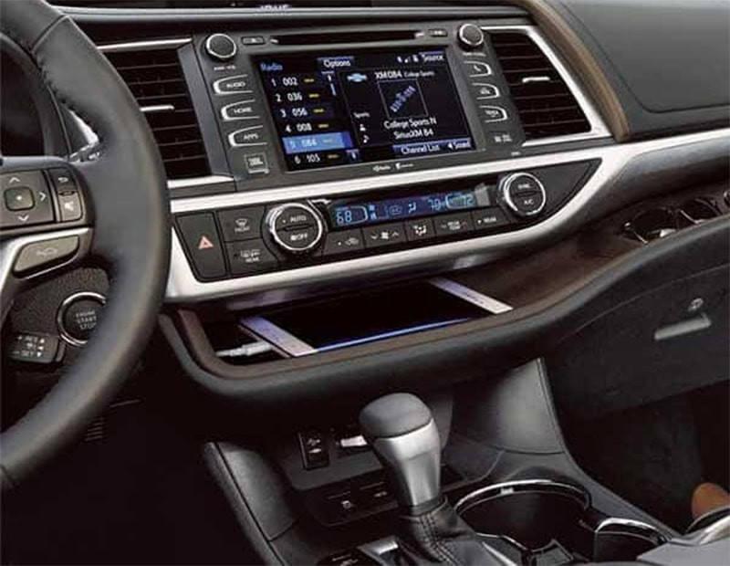 Tiện nghi Toyota Highlander 2018