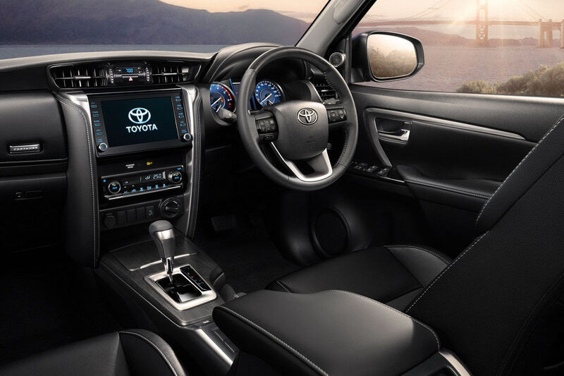 Tiện nghi và an toàn trên Toyota Fortuner