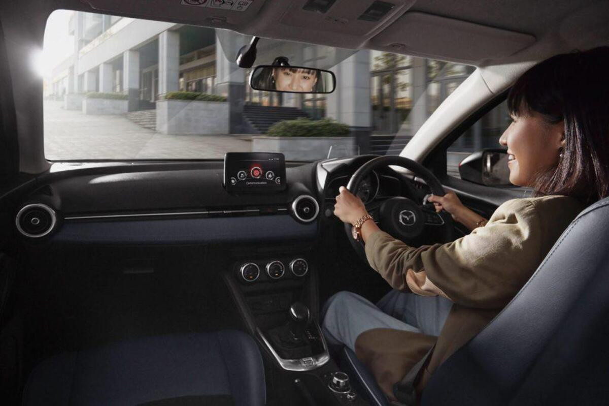 Tính năng an toàn Mazda 2 2021