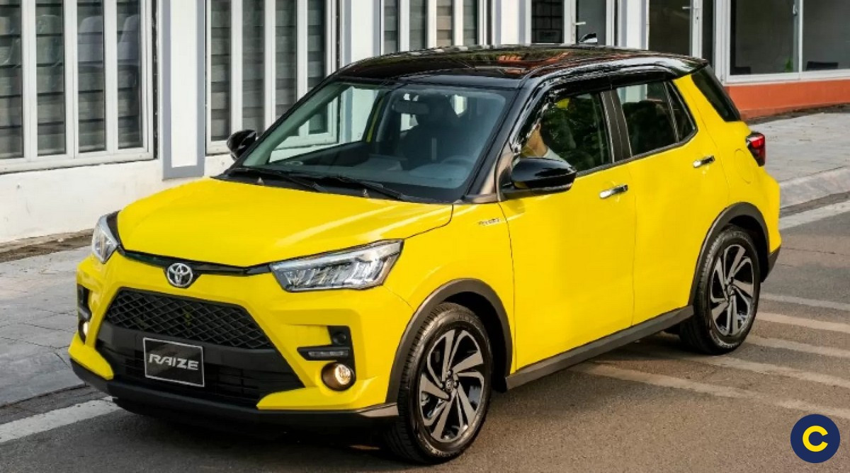 Tổng hợp các dòng xe Toyota 5 chỗ gầm cao tại Việt Nam