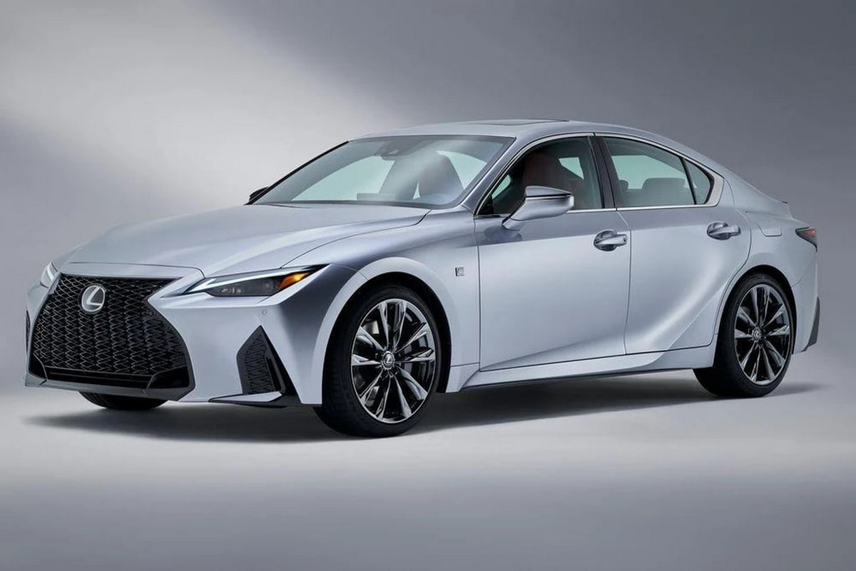 Tổng quan về xe Lexus IS