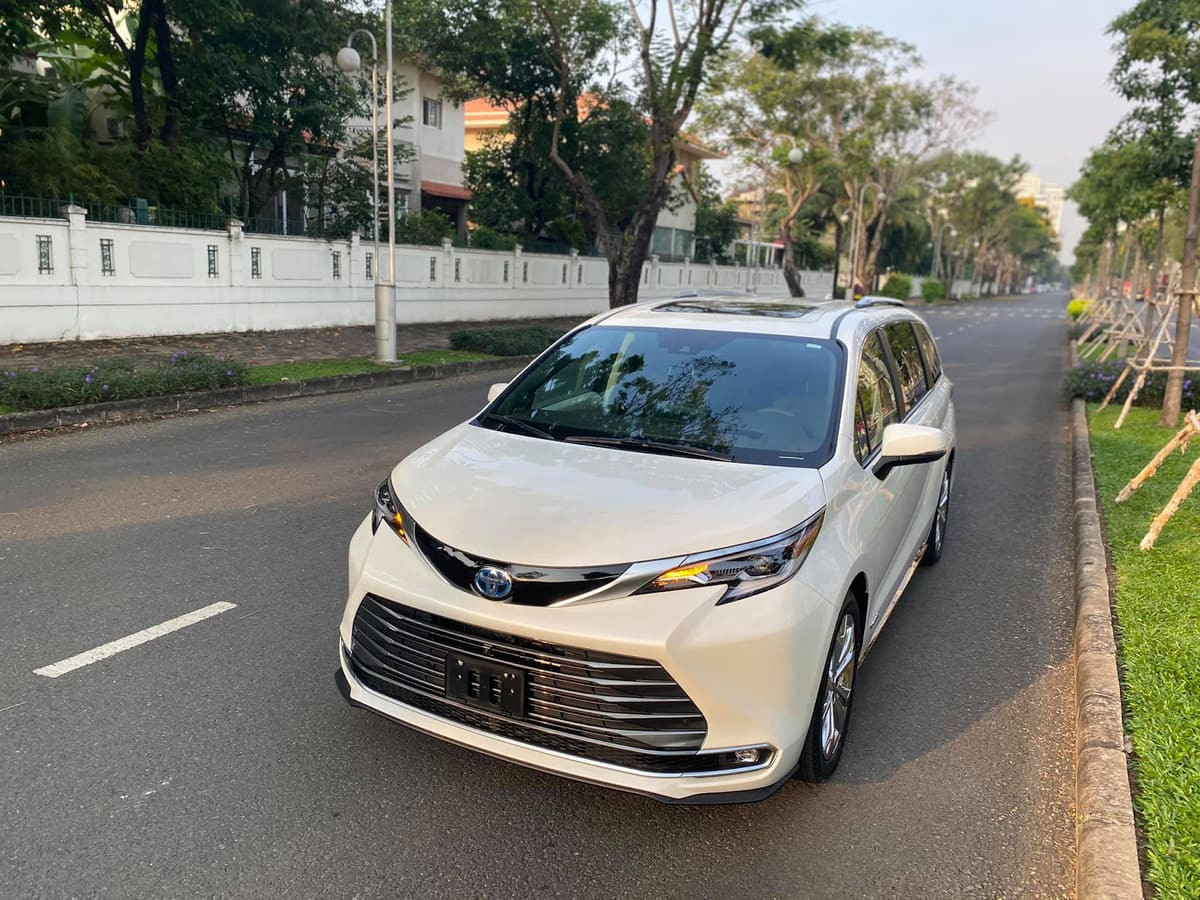Toyota Sienna 2021 vận hành