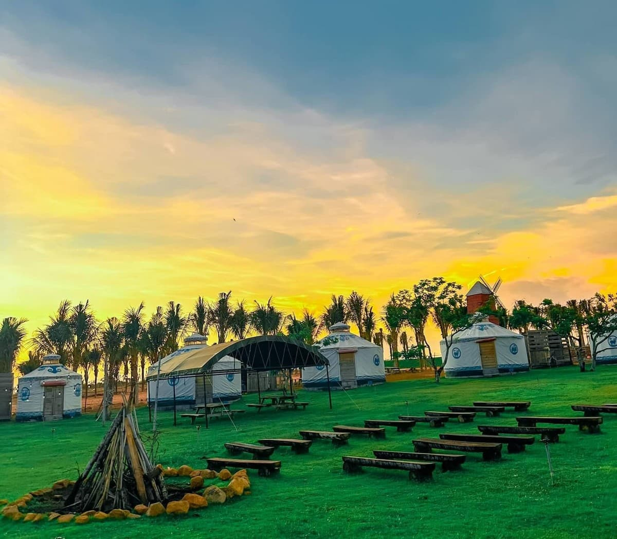 Trải nghiệm Glamping độc đáo tại đảo Phú Quý