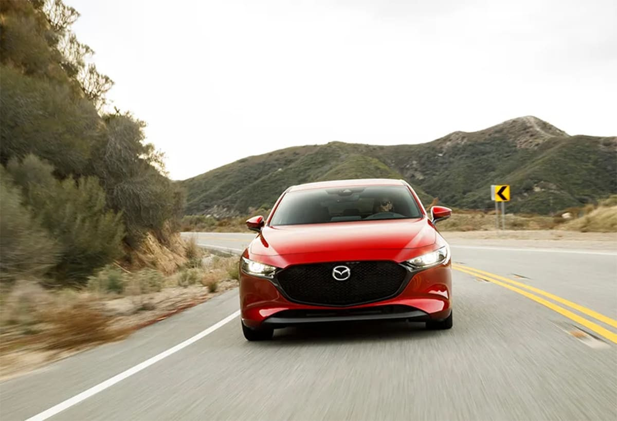 Vận hành Mazda 3