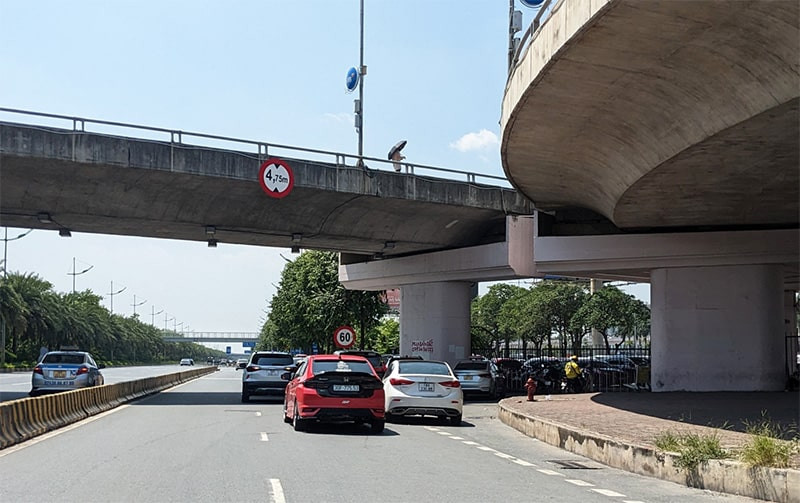 Vị trí được phép dừng đỗ ô tô