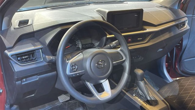 Vô lăng và cụm đồng hồ Toyota Wigo 2023
