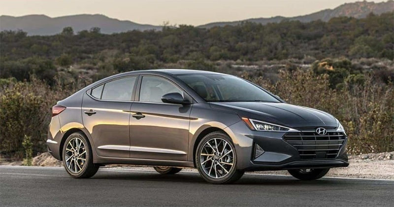 Xe Hyundai Elantra vận hành