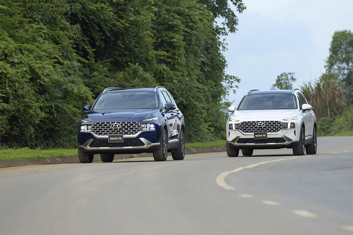 Xe Hyundai Santa Fe 2021 vận hành