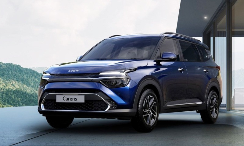 Xe KIA Carens