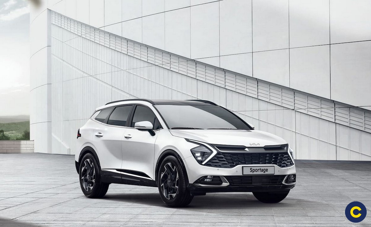 Xe KIA gầm cao 5 chỗ vận hành mạnh mẽ trên nhiều địa hình