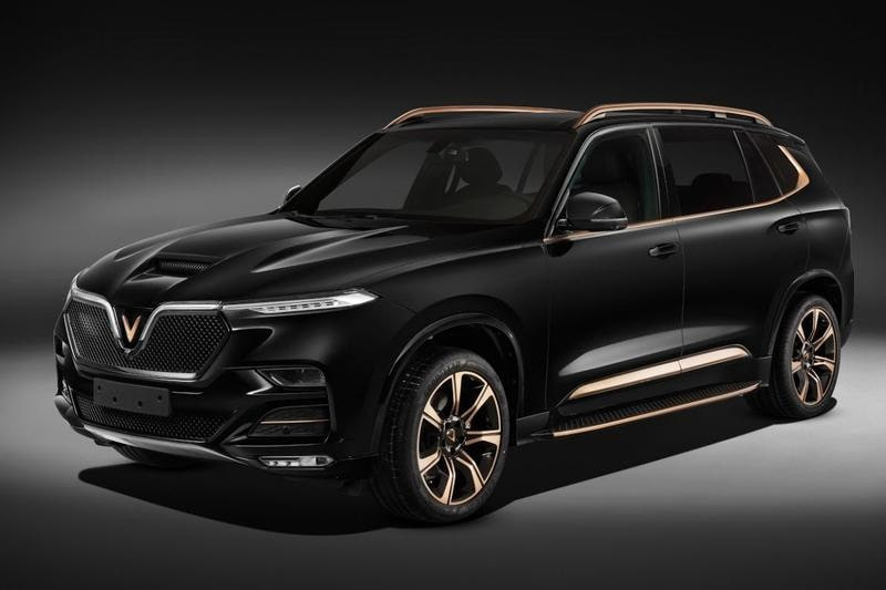 Xe màu đen hợp với mệnh Thủy tuổi Ất Mão