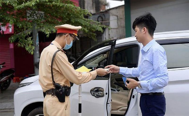 Xử phạt không thắt dây an toàn